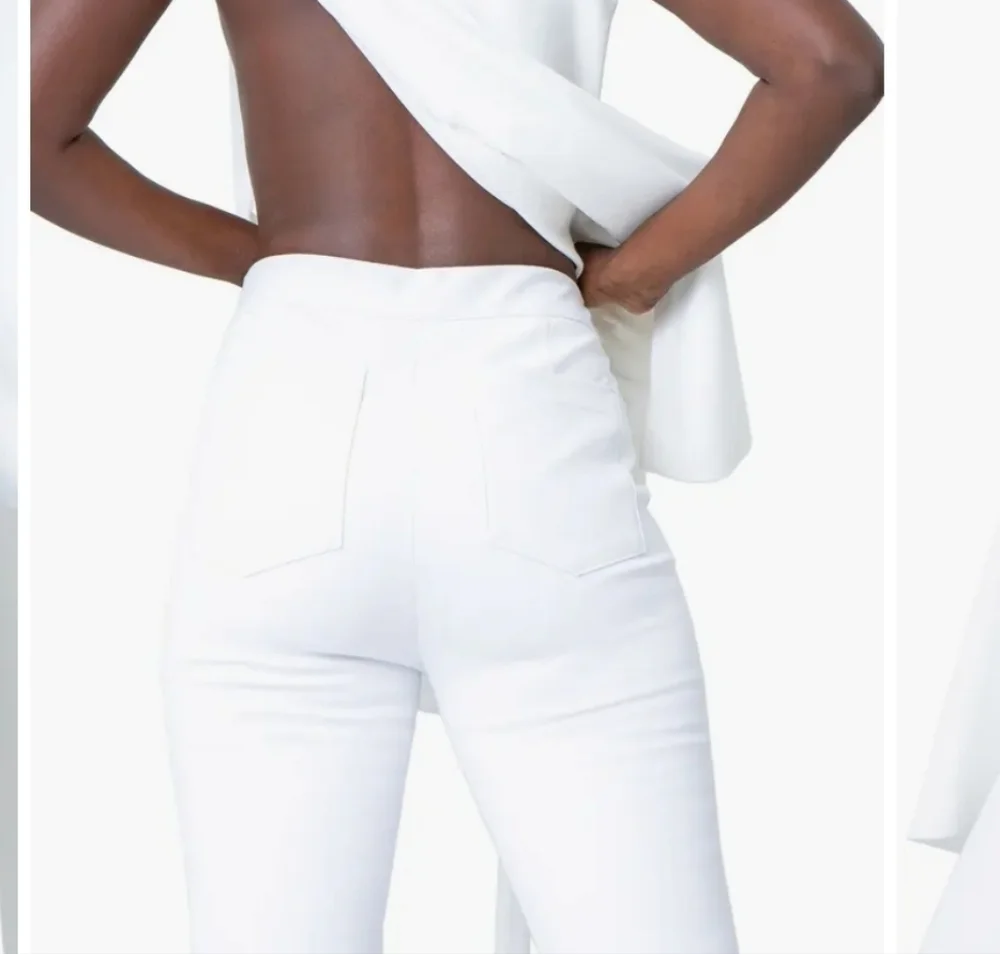 SPANX NWT On The Go Slim Straight Ankle Pants with Ultimate Opacity Technology S